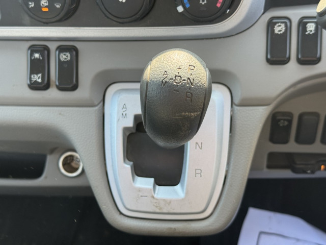 Mitsubishi Fuso canter Small Flat body 2TG-FBA00(103049) 24枚目