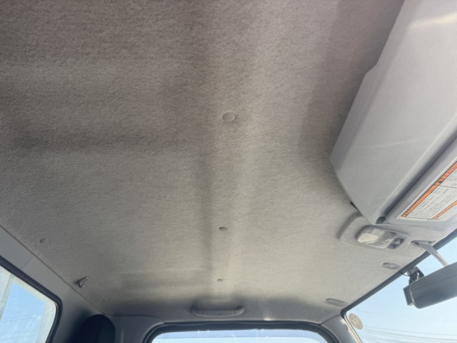 Mitsubishi Fuso canter Small Flat body 2TG-FBA00(103049) 32枚目