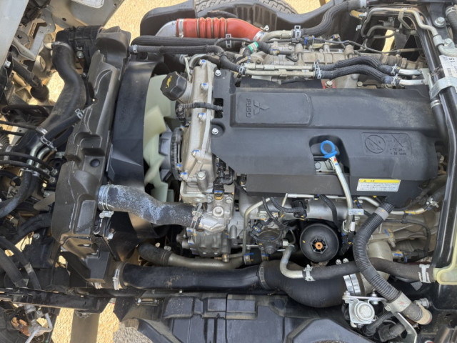 Mitsubishi Fuso canter Small Flat body 2TG-FBA00(103049) 33枚目