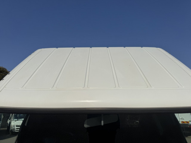 Mitsubishi Fuso canter Small Flat body 2TG-FBA00(103049) 35枚目