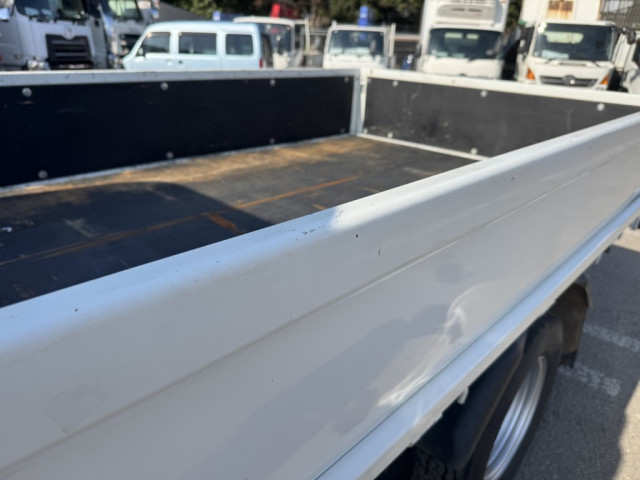 Mitsubishi Fuso canter Small Flat body 2TG-FBA00(103049) 42枚目