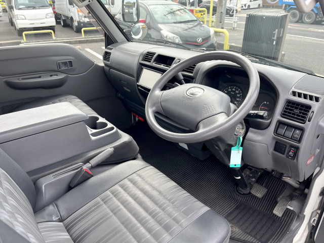 マツダ ボンゴ 小型 平ボディ DBF-SLP2T(103050) 17枚目