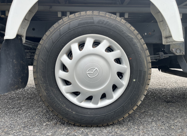 マツダ ボンゴ 小型 平ボディ DBF-SLP2T(103050) 38枚目