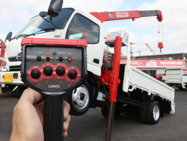 日野 デュトロ 小型 平ボディ（クレーン付） TKG-XZU655M(103052) 4枚目