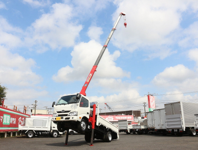 日野 デュトロ 小型 平ボディ（クレーン付） TKG-XZU655M(103052) 38枚目