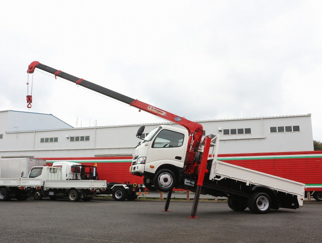 日野 デュトロ 小型 平ボディ（クレーン付） TKG-XZU655M(103052) 39枚目