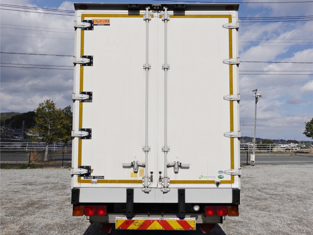 いすゞ フォワード 中型 バン TKG-FRR90T2(103074) 9枚目