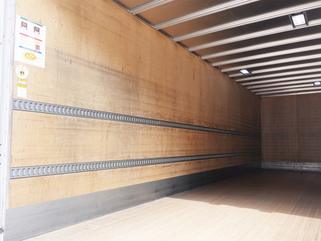 いすゞ フォワード 中型 バン TKG-FRR90T2(103074) 14枚目