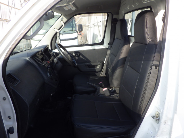 トヨタ ライトエース 小型 平ボディ DBF-S402U(103075) 9枚目