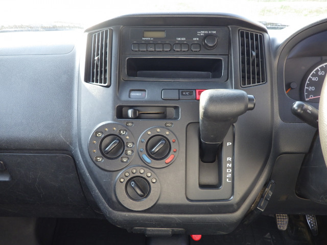 トヨタ ライトエース 小型 平ボディ DBF-S402U(103075) 11枚目