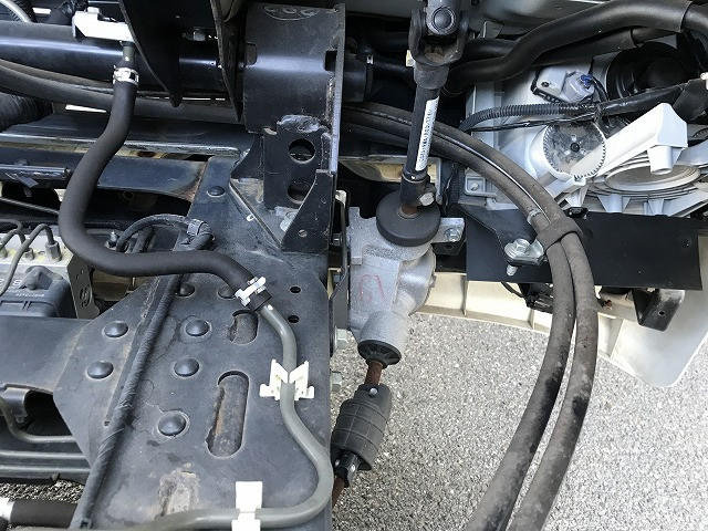 いすゞ エルフ 小型 キャリアカー TRG-NPR85AN(103076) 21枚目