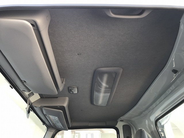 いすゞ エルフ 小型 キャリアカー TRG-NPR85AN(103076) 34枚目