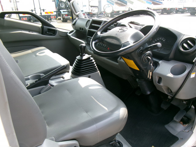 日野 デュトロ 小型 土砂ダンプ TKG-XZU700X(103077) 9枚目