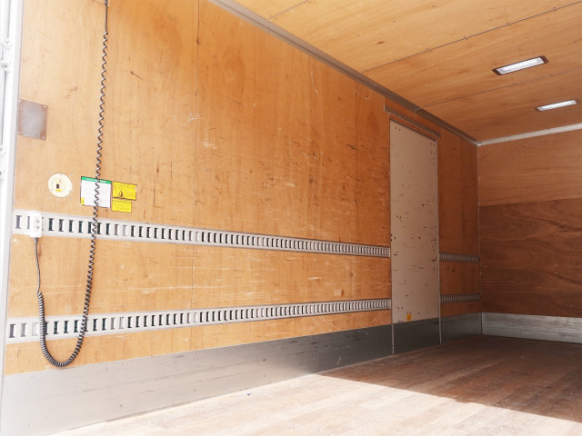 三菱ふそう ファイター 中型 バン TKG-FK71F(103083) 17枚目