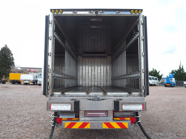 日野 レンジャー 中型 冷蔵冷凍バン TKG-FD9JLAA(103084) 10枚目