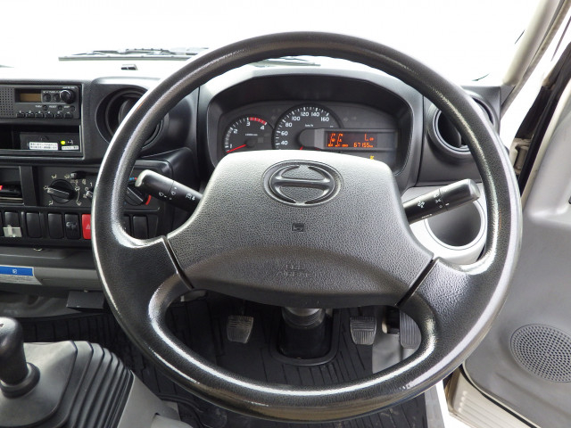 日野 デュトロ 小型 平ボディ（クレーン付） TKG-XZU650M(103085) 14枚目