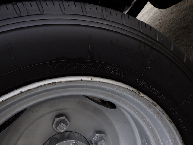 日野 デュトロ 小型 平ボディ（クレーン付） TKG-XZU650M(103085) 36枚目