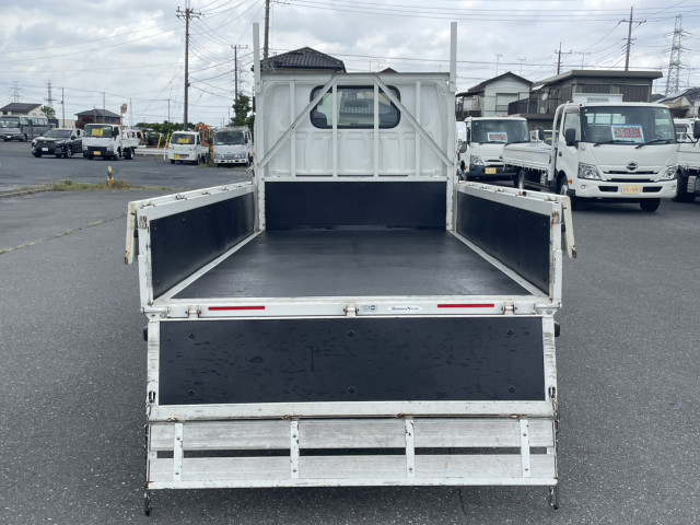 Isuzu elf Small Flat body 2RG-AHR88A(105662) 10枚目