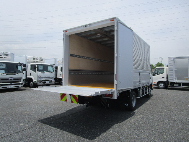 Hino dutro Small Wing body 2KG-XZU710M(102960) 35枚目