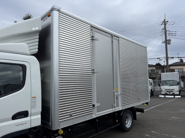 三菱ふそう キャンター 小型 バン 2RG-FEB50(103150) 7枚目