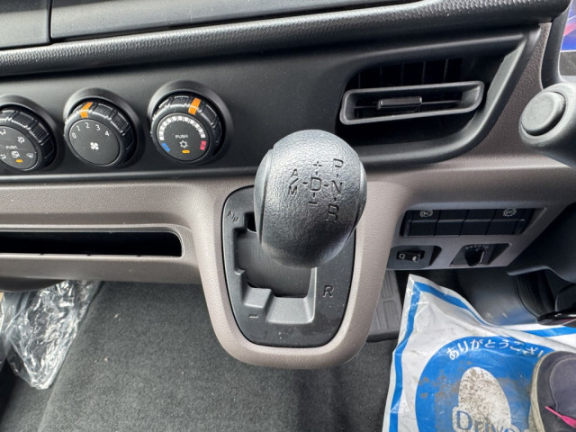 三菱ふそう キャンター 小型 バン 2RG-FEB50(103150) 32枚目