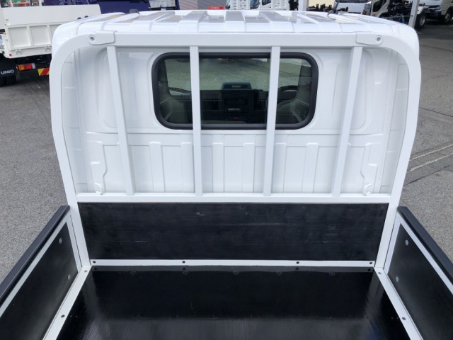 いすゞ エルフ 小型 平ボディ 3DF-NHR87AF(103154) 11枚目