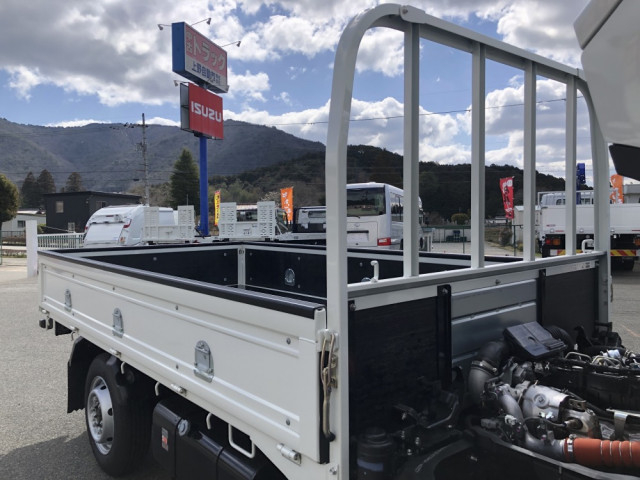 いすゞ エルフ 小型 平ボディ 3DF-NHR87AF(103154) 19枚目