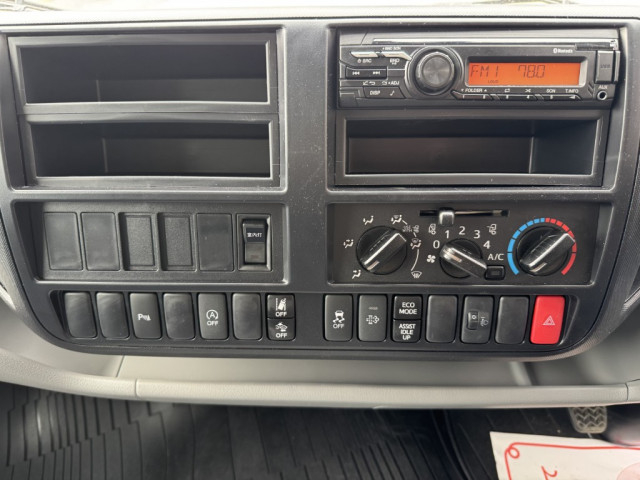 日野 デュトロ 小型 バン 2KG-XZU710M(103153) 28枚目