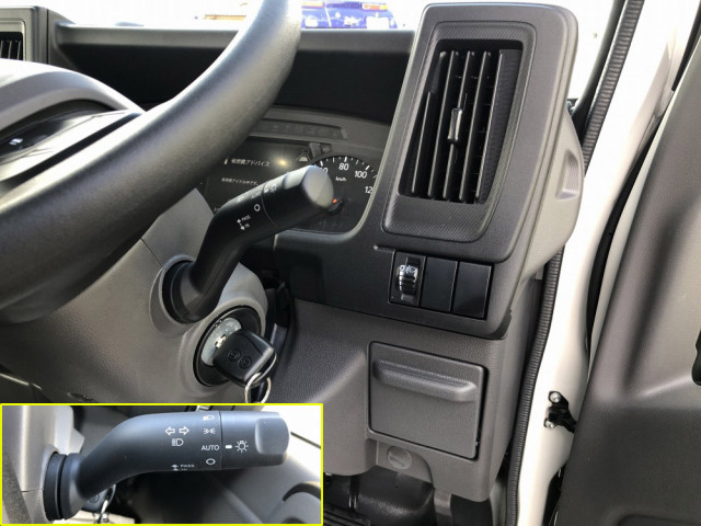 いすゞ エルフ 小型 平ボディ 3DF-NHR87AF(103154) 38枚目