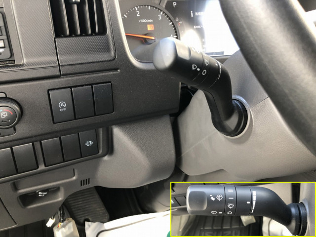 いすゞ エルフ 小型 平ボディ 3DF-NHR87AF(103154) 39枚目