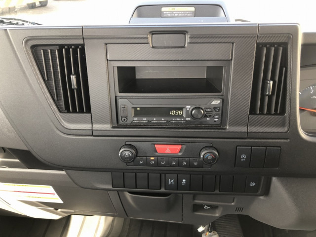 いすゞ エルフ 小型 平ボディ 3DF-NHR87AF(103154) 40枚目