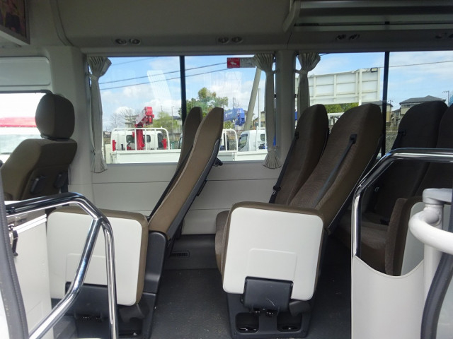 トヨタ コースター 小型 バス 2KG-GDB70(103156) 18枚目
