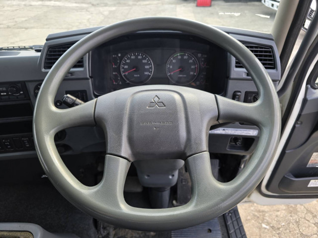 Mitsubishi Fuso fighter Middle Flat body PDG-FK61F(103155) 28枚目