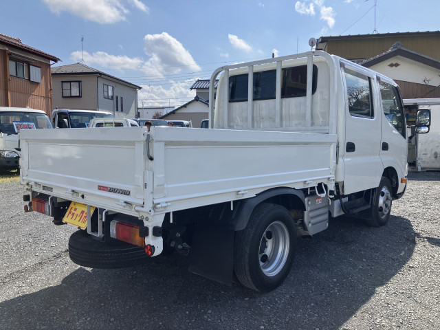 Hino dutro Small Double cab 2RG-XZU605M(103157) 3枚目