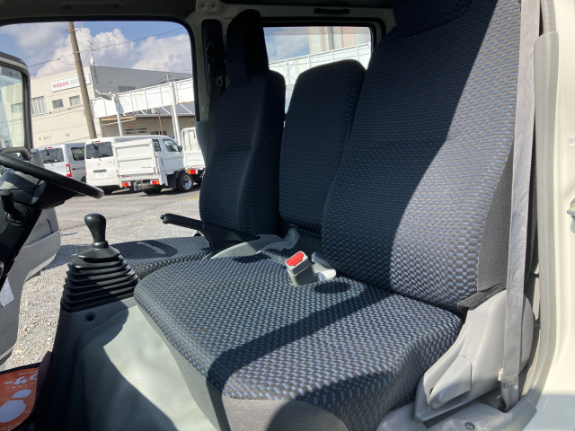 Hino dutro Small Double cab 2RG-XZU605M(103157) 6枚目