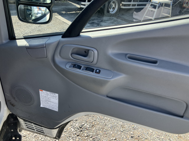 Hino dutro Small Double cab 2RG-XZU605M(103157) 24枚目