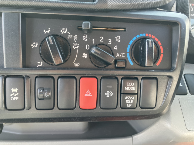 Hino dutro Small Double cab 2RG-XZU605M(103157) 32枚目