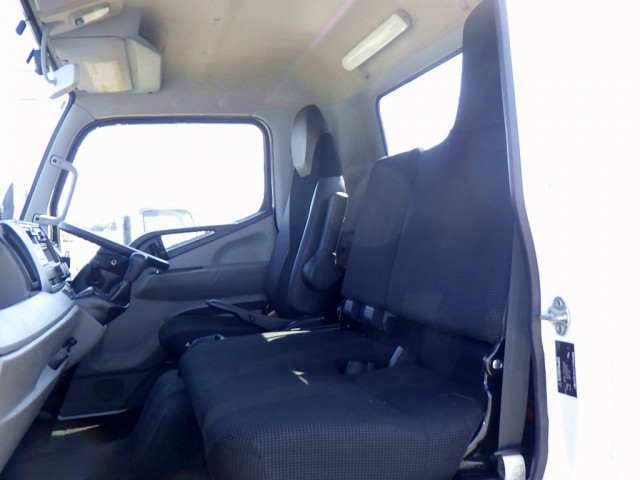 三菱ふそう キャンター 小型 平ボディ 2PG-FEDS0(103159) 14枚目