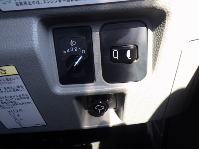 三菱ふそう キャンター 小型 平ボディ 2PG-FEDS0(103159) 25枚目