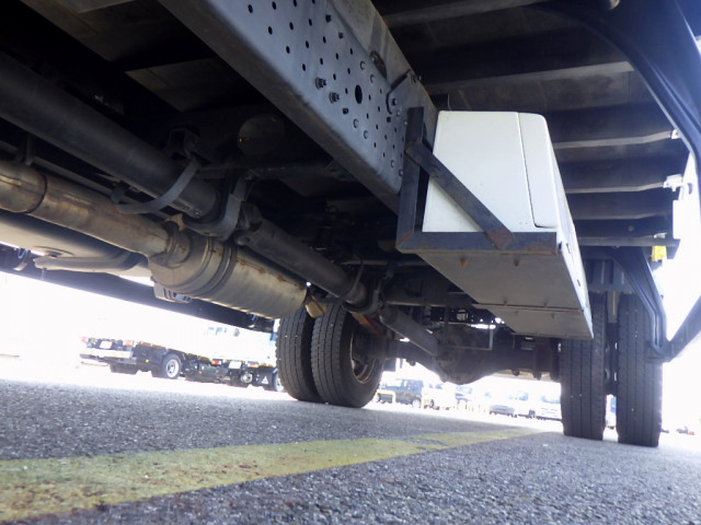 三菱ふそう キャンター 小型 平ボディ 2PG-FEDS0(103159) 26枚目