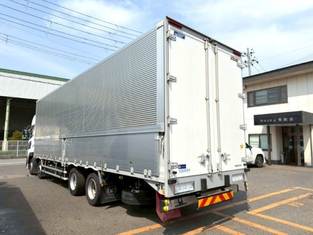 UDトラックス（日産） クオン 大型 ウィング 2PG-CG5CA(103160) 4枚目