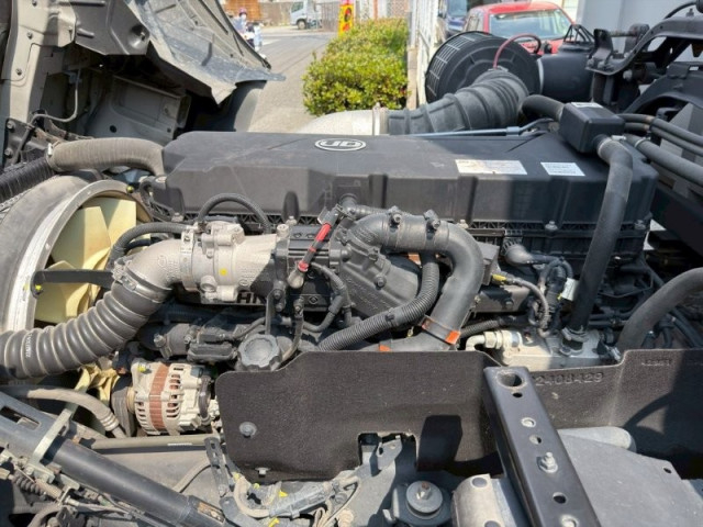 UDトラックス（日産） クオン 大型 ウィング 2PG-CG5CA(103160) 21枚目