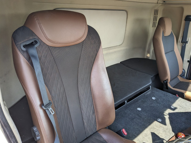 日野 プロフィア 大型 冷蔵冷凍バン 2DG-FW1AHJ(103162) 30枚目