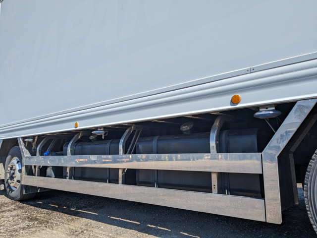 日野 プロフィア 大型 冷蔵冷凍バン 2DG-FW1AHJ(103162) 45枚目