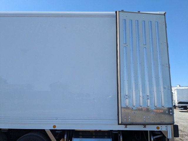 日野 プロフィア 大型 冷蔵冷凍バン 2DG-FW1AHJ(103162) 47枚目