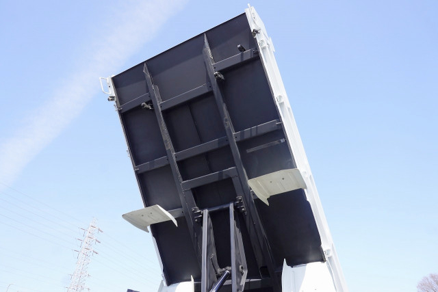 三菱ふそう キャンター 小型 土砂ダンプ 2PG-FBA60(103165) 27枚目
