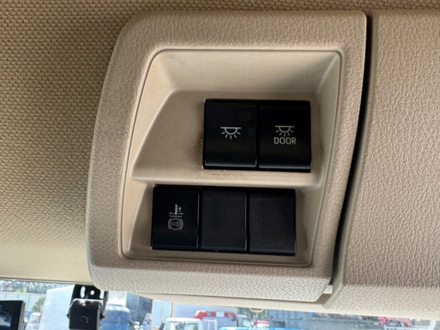 日野 プロフィア 大型 ウィング 2DG-FW1AHG(103166) 33枚目