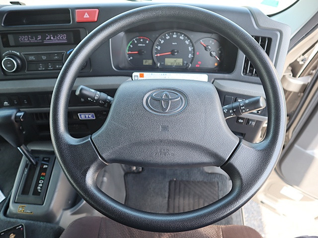 トヨタ コースター 小型 バス SDG-XZB70(103171) 4枚目