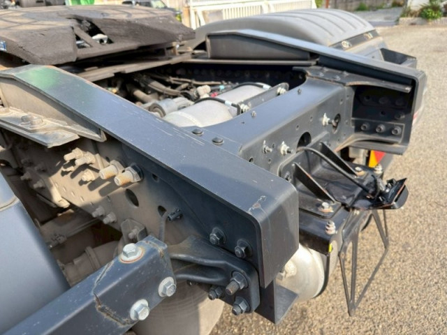 日野 プロフィア 大型 トラクタ 2DG-SH1EDGG(103172) 7枚目