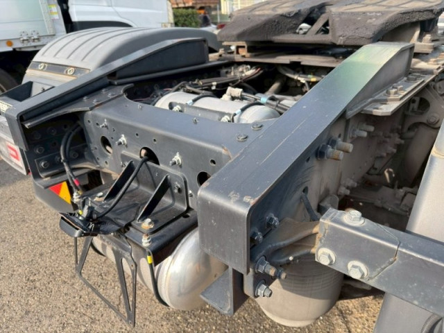 日野 プロフィア 大型 トラクタ 2DG-SH1EDGG(103172) 8枚目